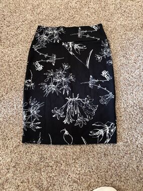 LuLaRoe Black Pencil Skirt with White Floral Sketch Print